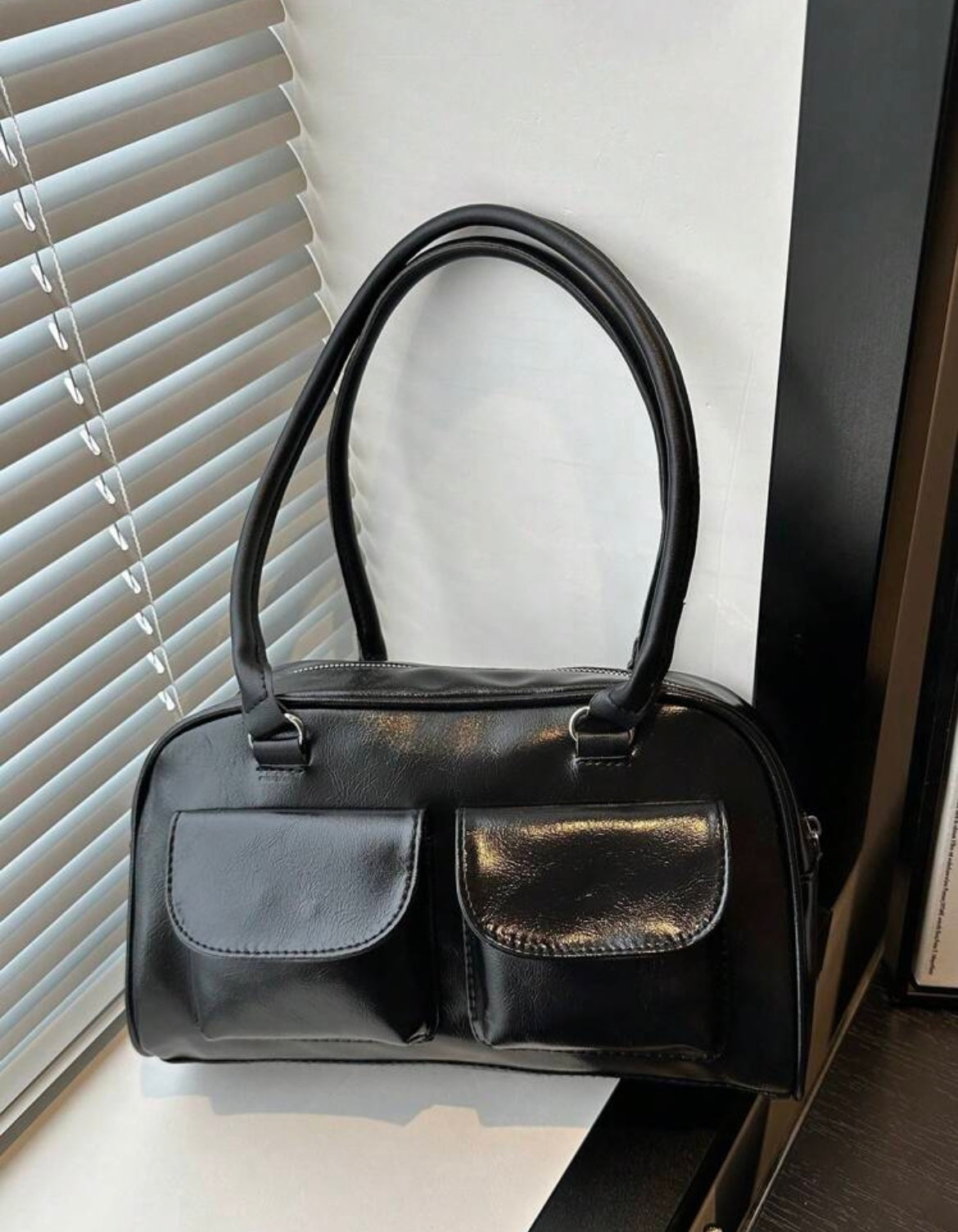 Standoil chubby bag-black